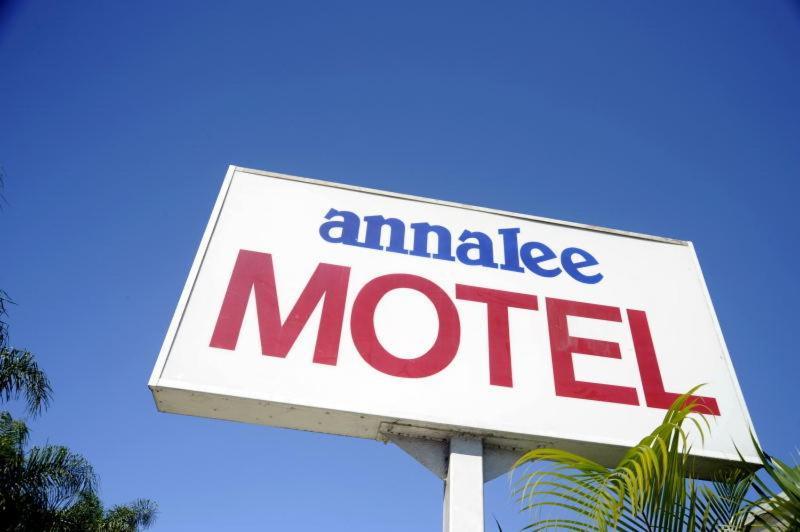 Annalee Motel Beaudesert Ngoại thất bức ảnh